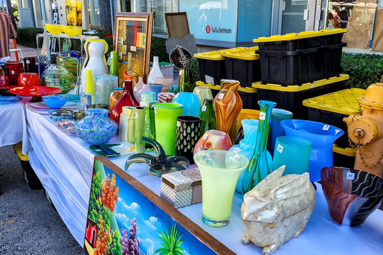 The Lincoln Road Antique & Collectible Market