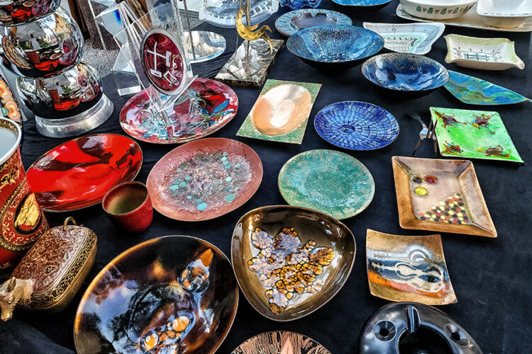 The Lincoln Road Antique & Collectible Market