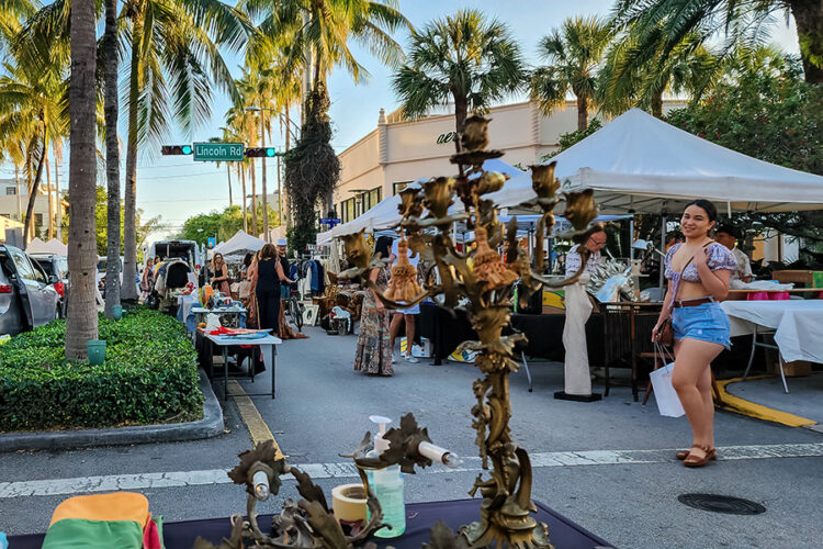 The Lincoln Road Antique & Collectible Market